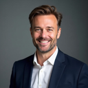 Oliver Bennett